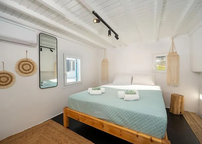 Palm Luxury Maisonette With Private Outdoor Jaccuzi Ftelia (Mykonos)