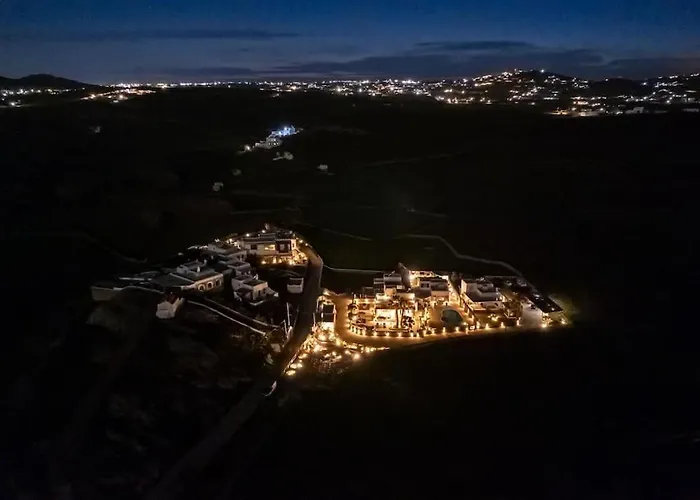 Palm Luxury Maisonette With Private Outdoor Jaccuzi * Ftelia (Mykonos)