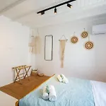 Βίλα Palm Luxury Maisonette With Heated Private Jacuzzi *