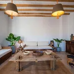 Palm Luxury Maisonette With Heated Private Jacuzzi וילה פטליה