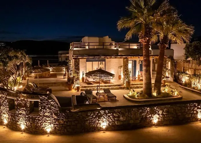 Palm Luxury Maisonette With Private Outdoor Jaccuzi Ftelia (Mykonos)
