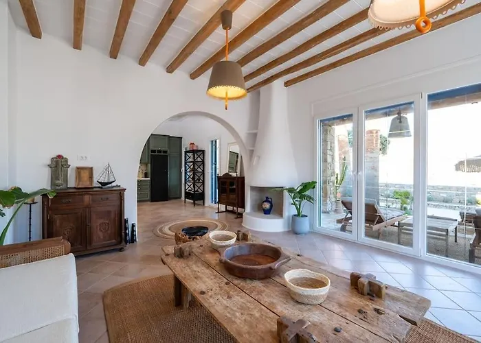 Palm Luxury Maisonette With Private Outdoor Jaccuzi * Φτελιά