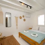 Villa Palm Luxury Maisonette With Heated Private Jacuzzi