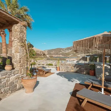 Palm- Seaview-hot Tub-200m From Ftelia (Mykonos)